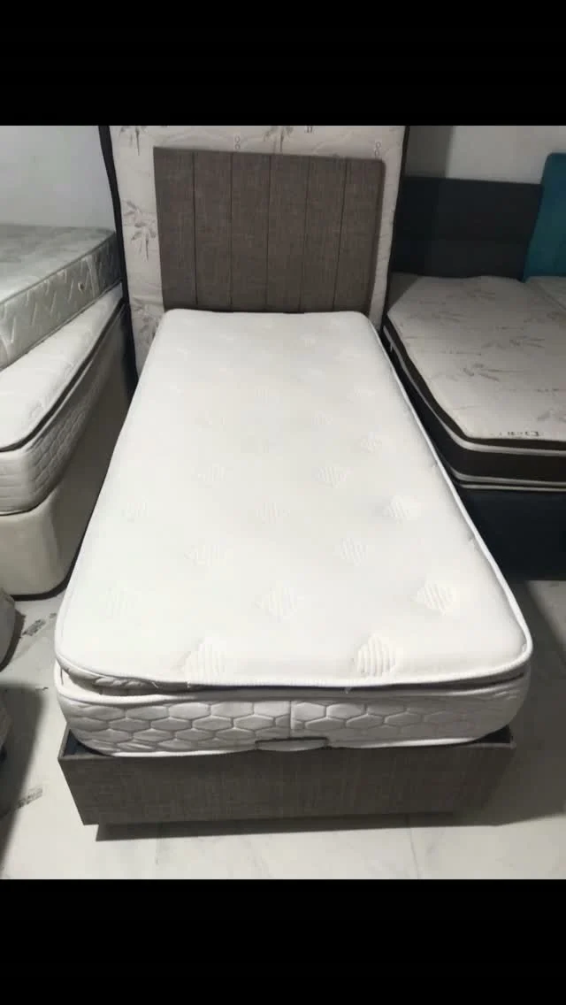 Sıfırdan farksız tek kişilik baza başlık yatak